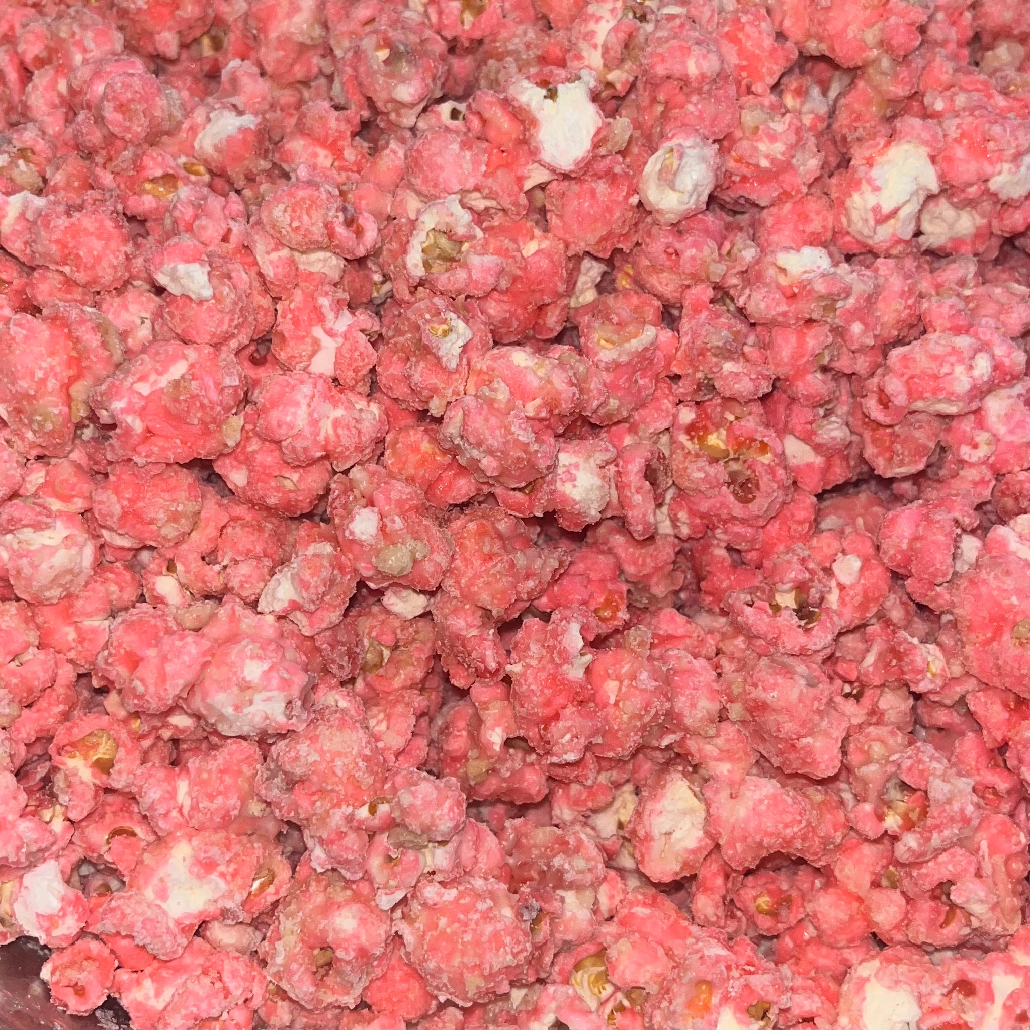 Screamin’ Strawberry Crumble Popcorn